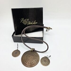 Vtg PARK LANE Medallian Necklace & Earrings Set Tooled Copper Finish 16" In Box
